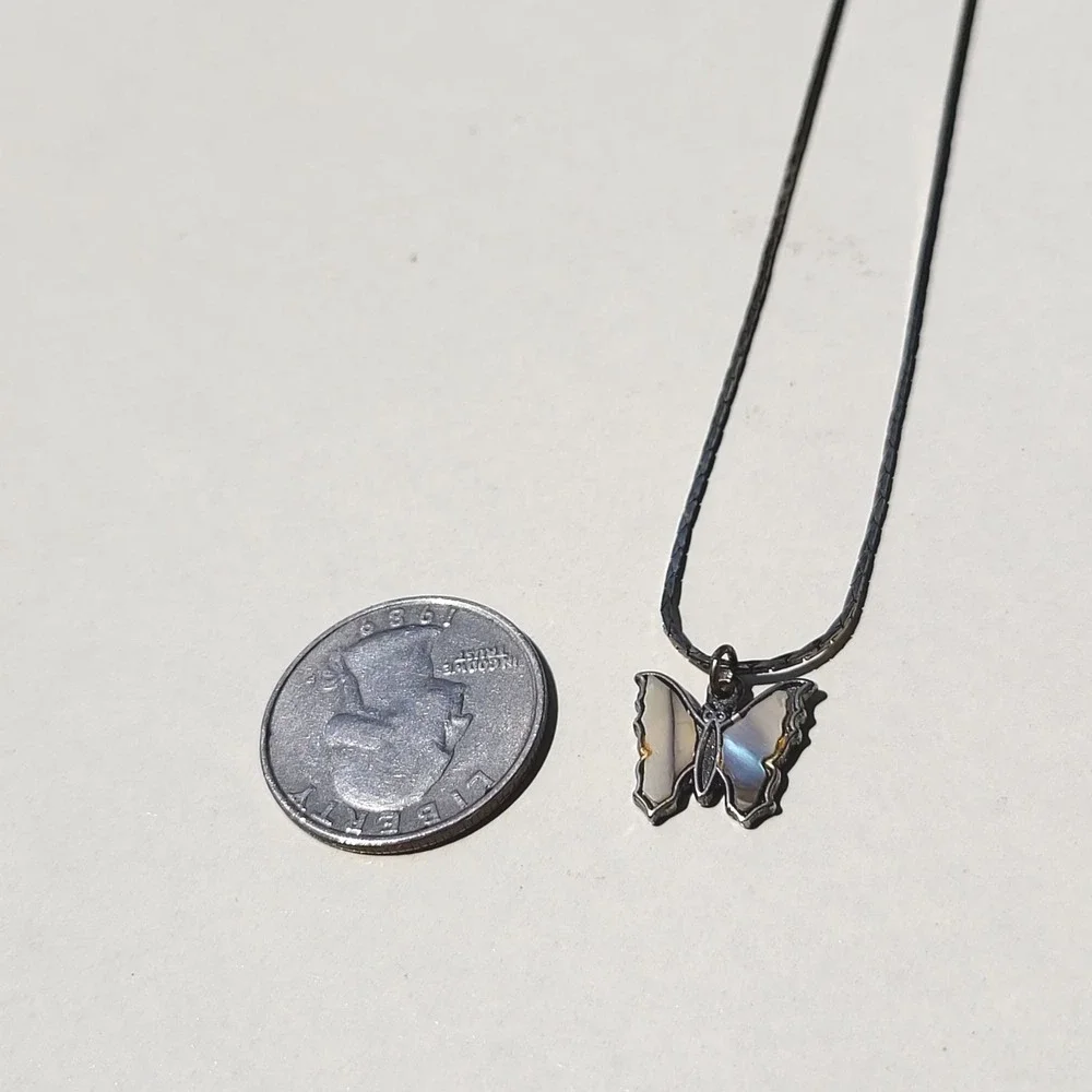 Vintage Butterfly Pendant Necklace Liquid Sterling Silver Mother of Pearl Inlay - Picture 3 of 5